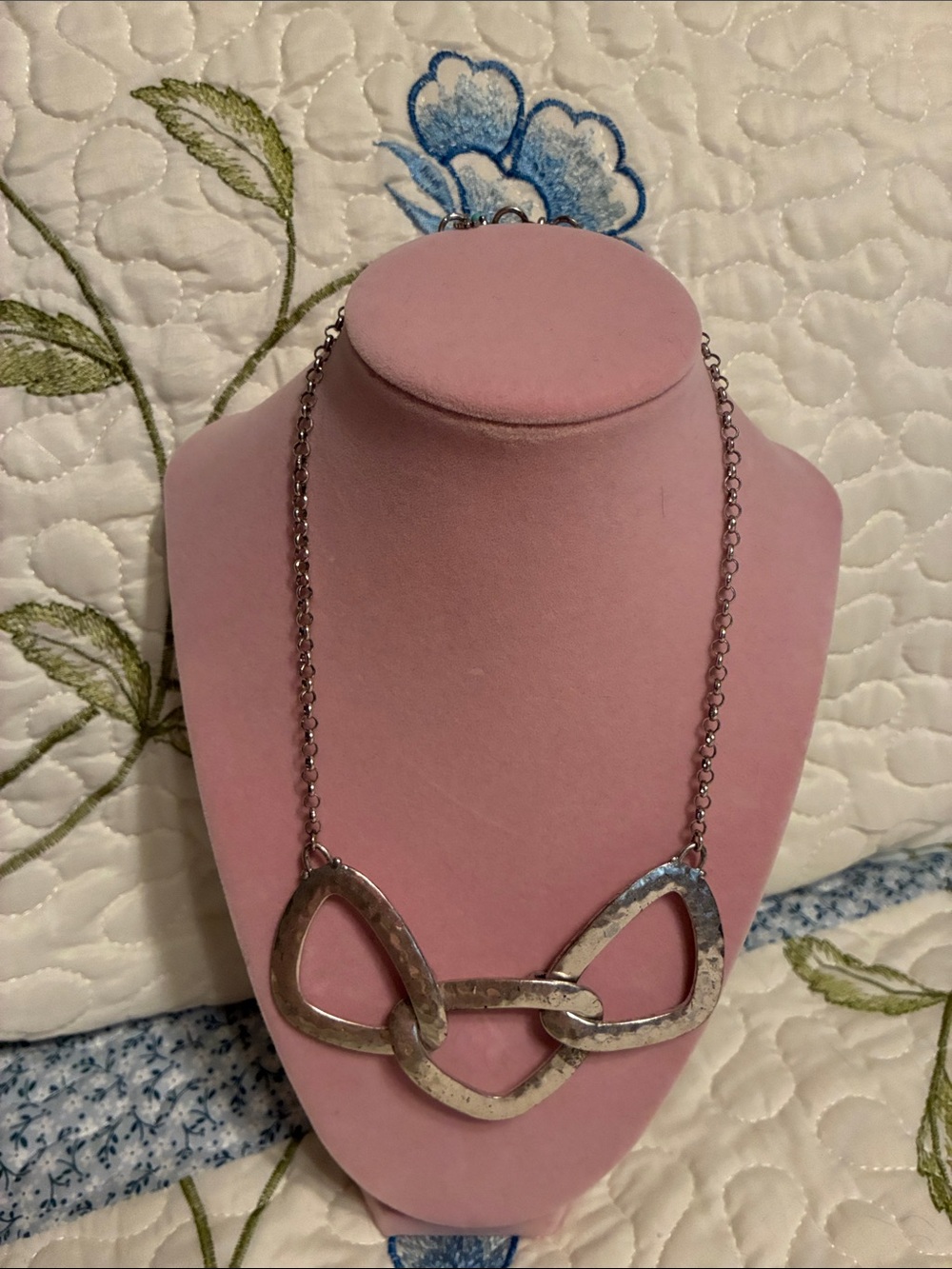 Hammered Silver-Link Statement Necklace in Silver